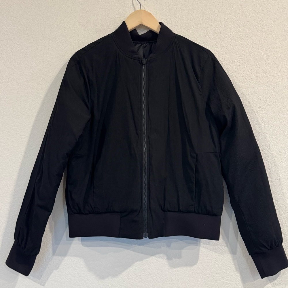 Lululemon Non-Stop Bomber Jacket Textured in
Black Size 10 - Picture 4 of 10